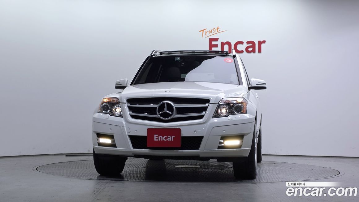 Mercedes-Benz GLK-Class 2011