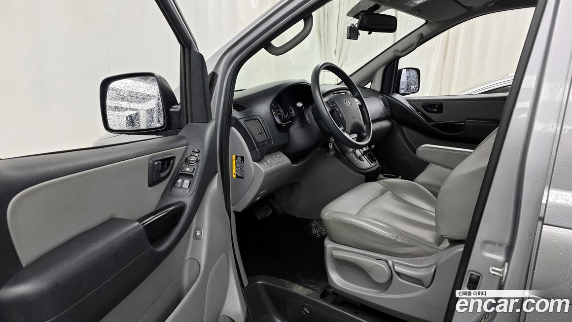Hyundai Starex 2019