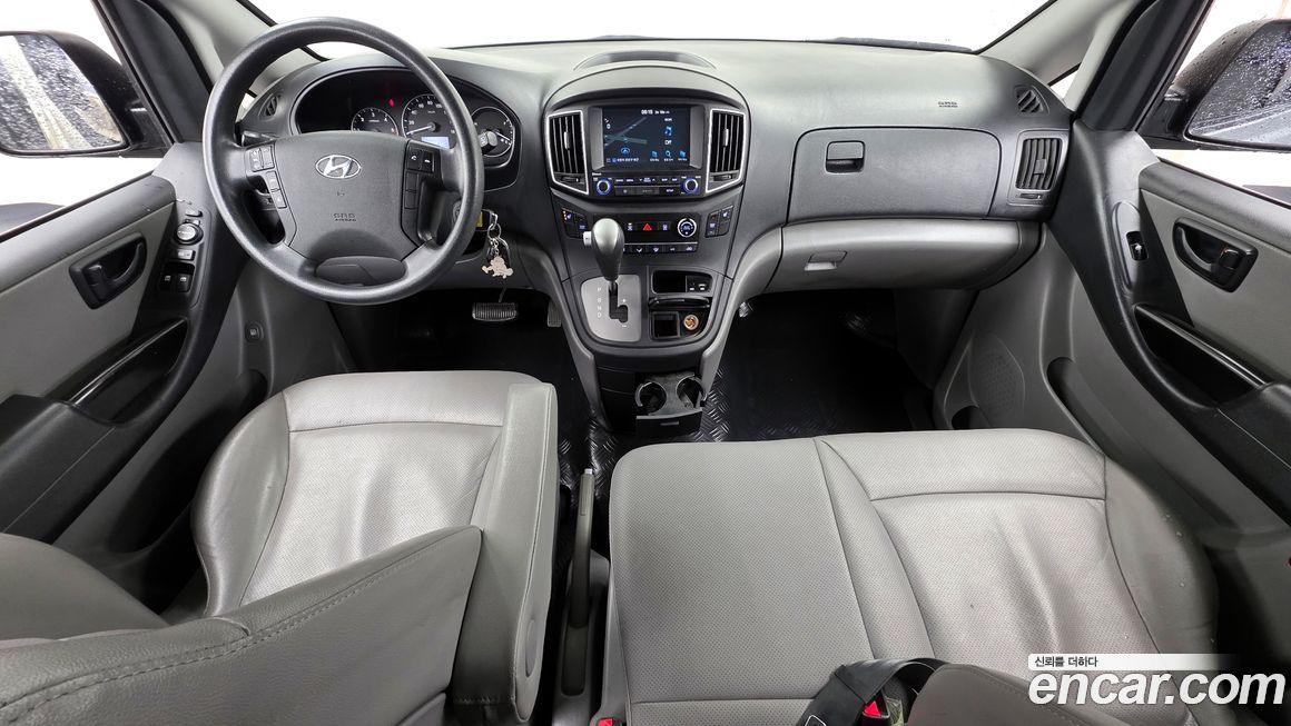 Hyundai Starex 2019