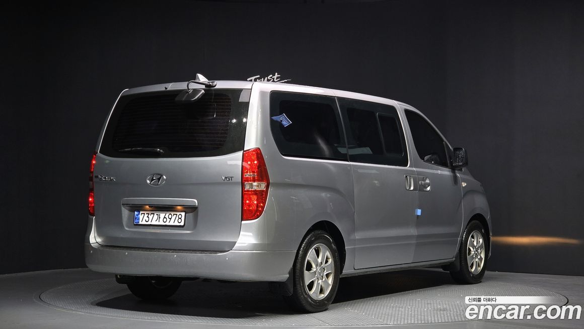Hyundai Starex 2019