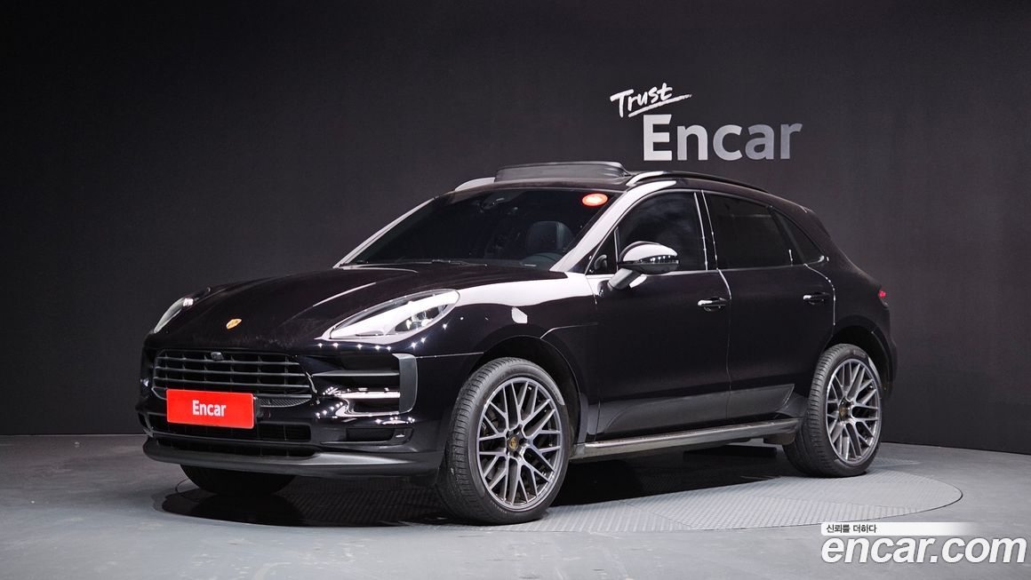 Porsche Macan 2021
