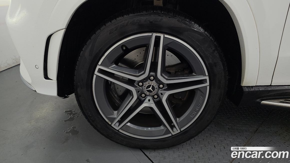 Mercedes-Benz GLS-Class 2021