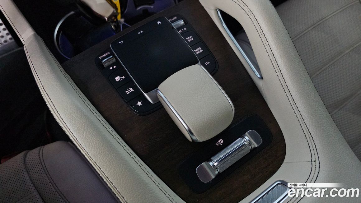 Mercedes-Benz GLS-Class 2021