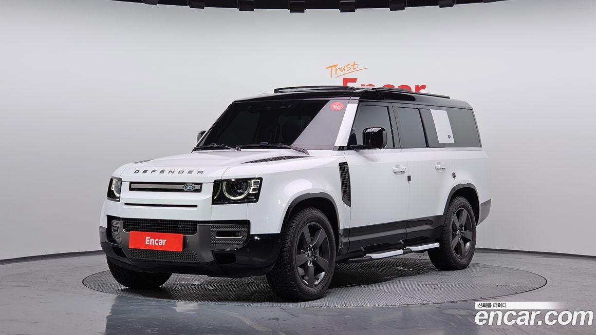 Land Rover Defender 2023