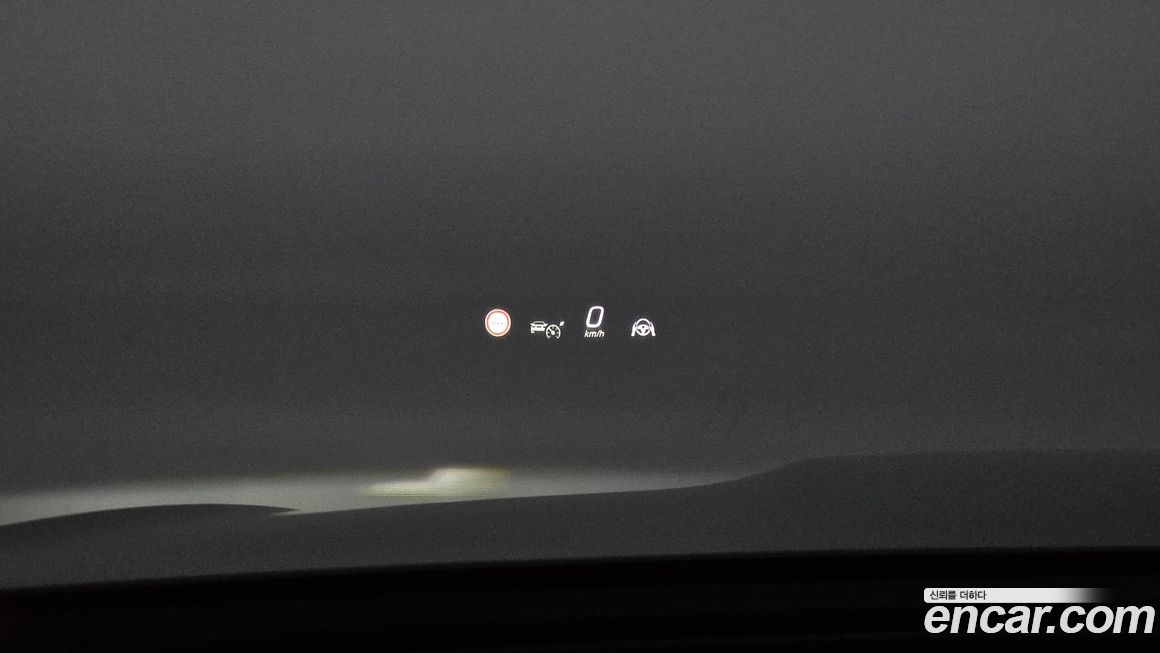 Mercedes-Benz GLC-Class 2025