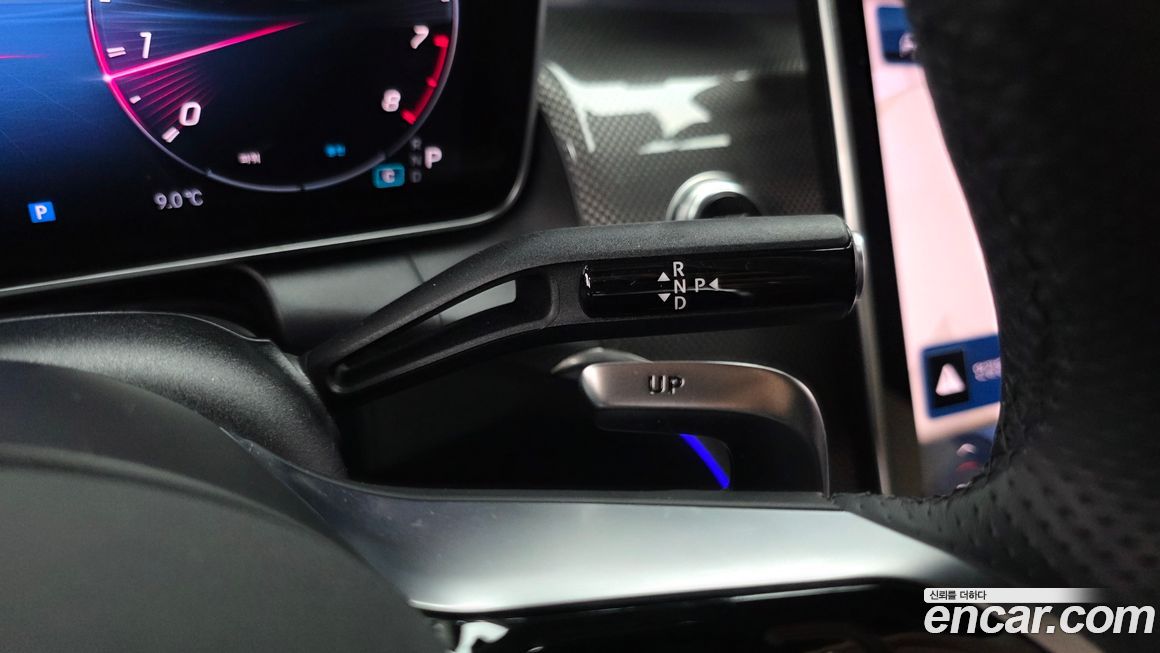 Mercedes-Benz GLC-Class 2025