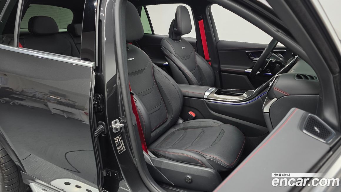 Mercedes-Benz GLC-Class 2025