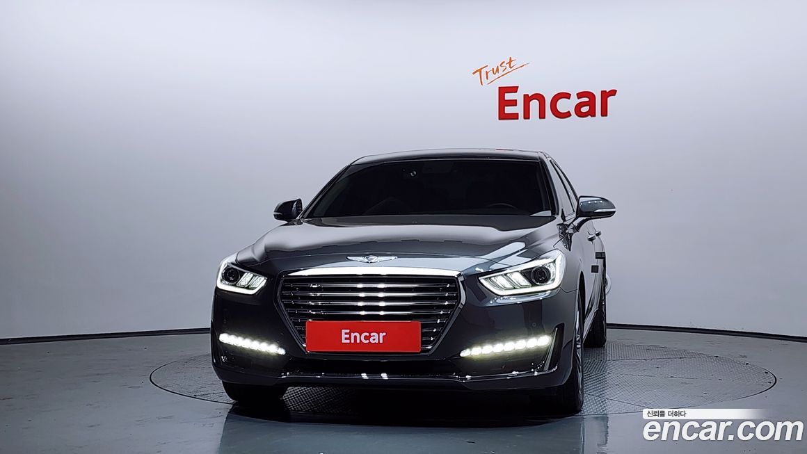 Genesis EQ900 2018