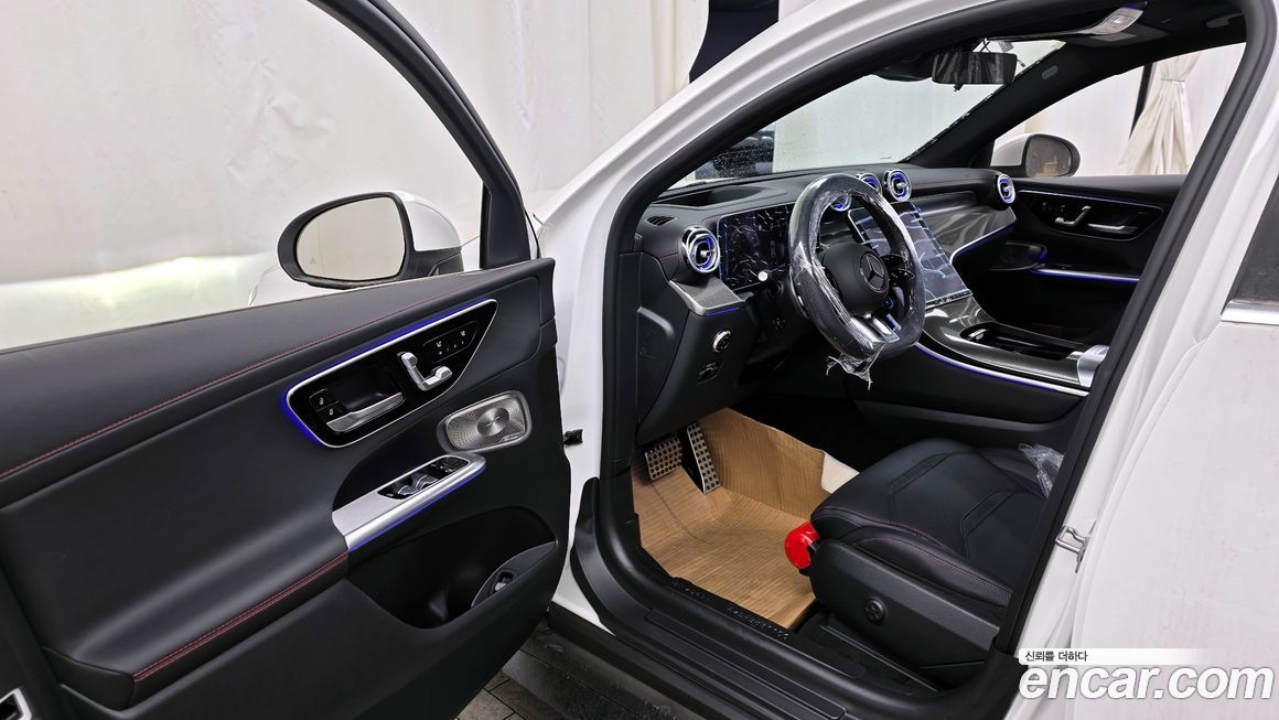 Mercedes-Benz GLC-Class 2026