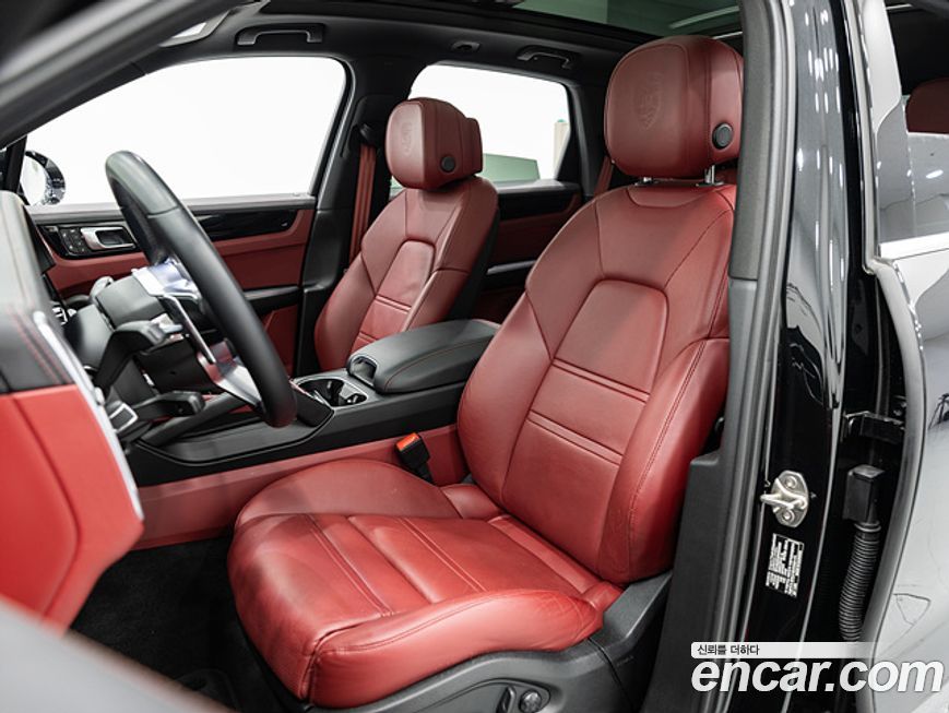 Porsche Cayenne 2023