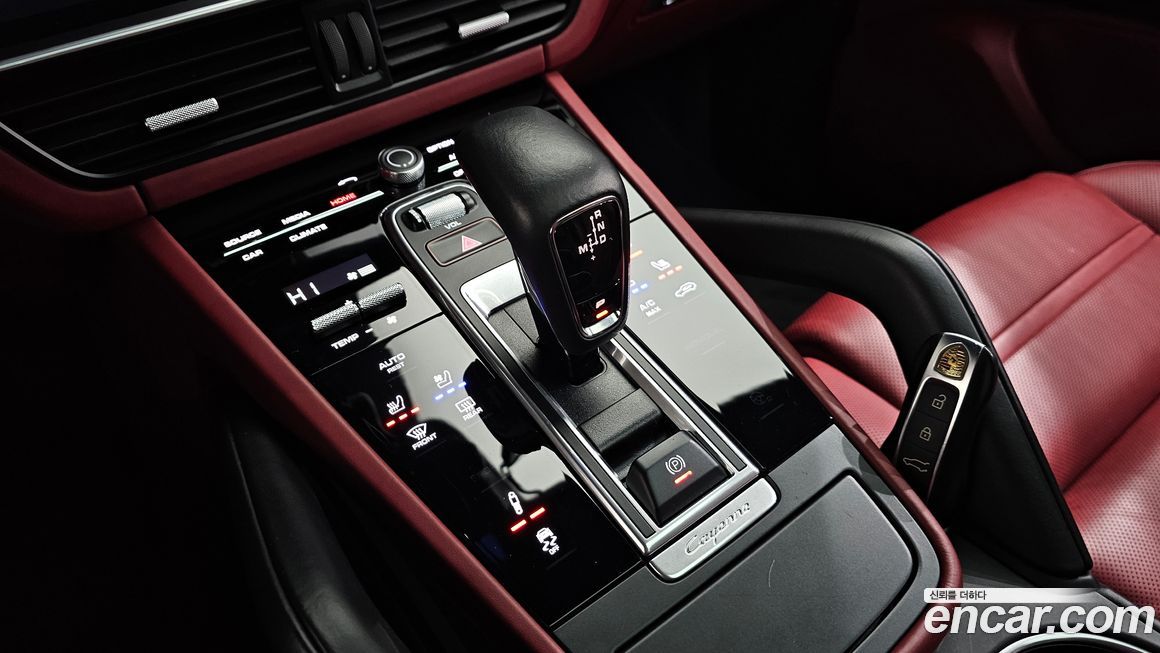 Porsche Cayenne 2023