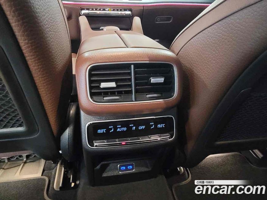 Mercedes-Benz GLE-Class 2025