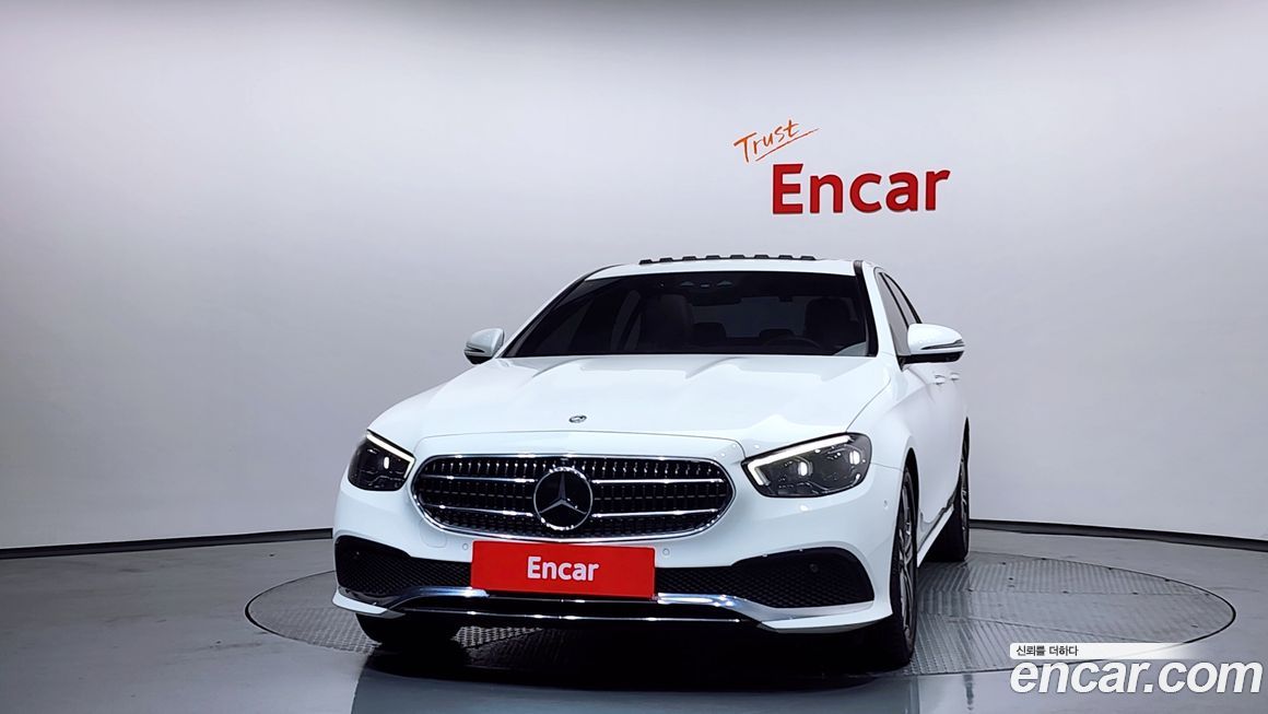Mercedes-Benz E-Class 2021