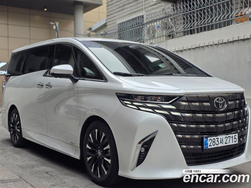 Toyota Alphard 2025