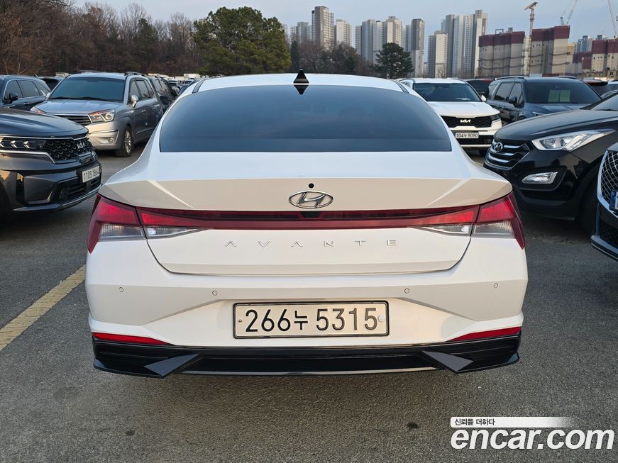 Hyundai AVANTE 2023