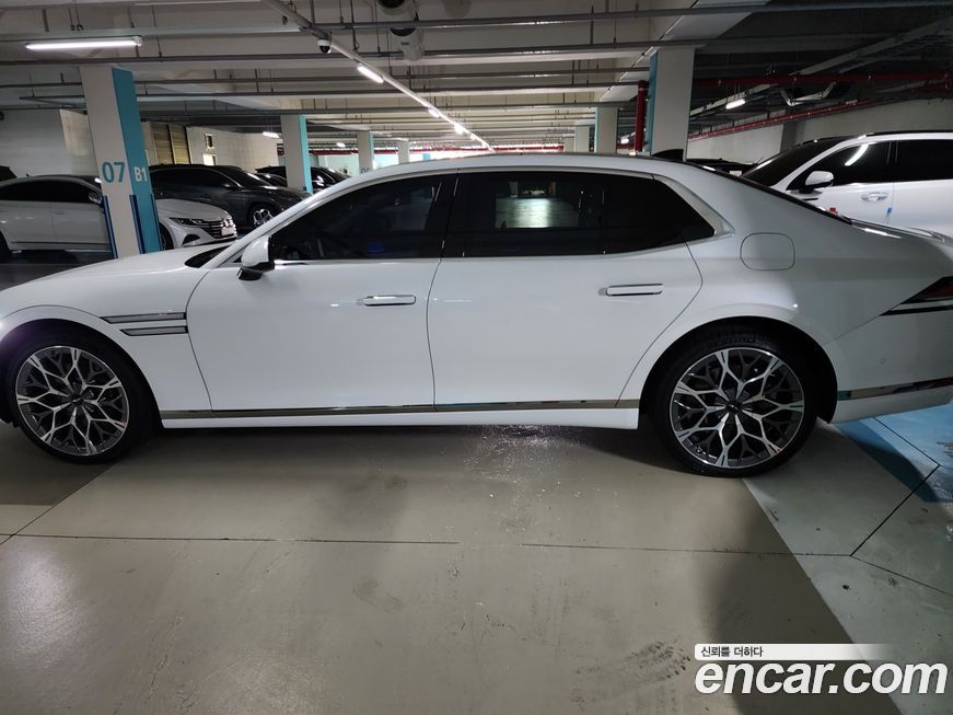 Genesis G90 2023