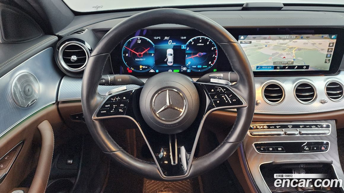 Mercedes-Benz E-Class 2021