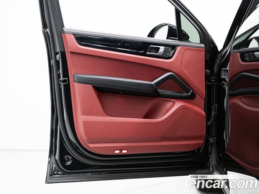 Porsche Cayenne 2023