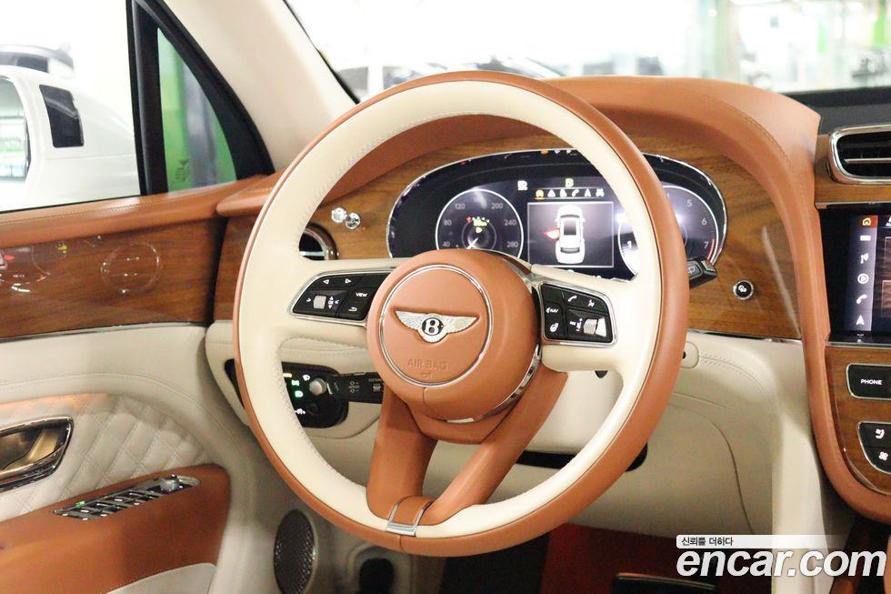 Bentley Bentayga 2022