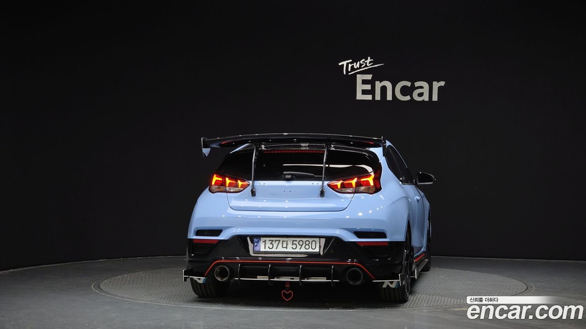 Hyundai Veloster 2021