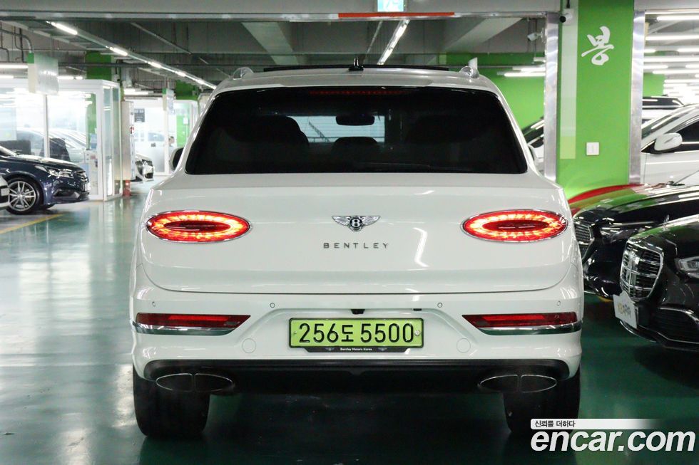 Bentley Bentayga 2022