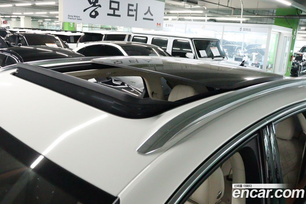 Bentley Bentayga 2022