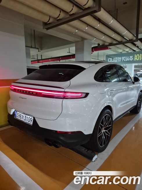 Porsche Cayenne 2024