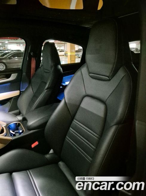 Porsche Cayenne 2024