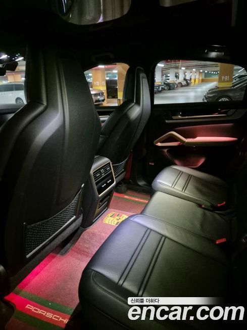 Porsche Cayenne 2024