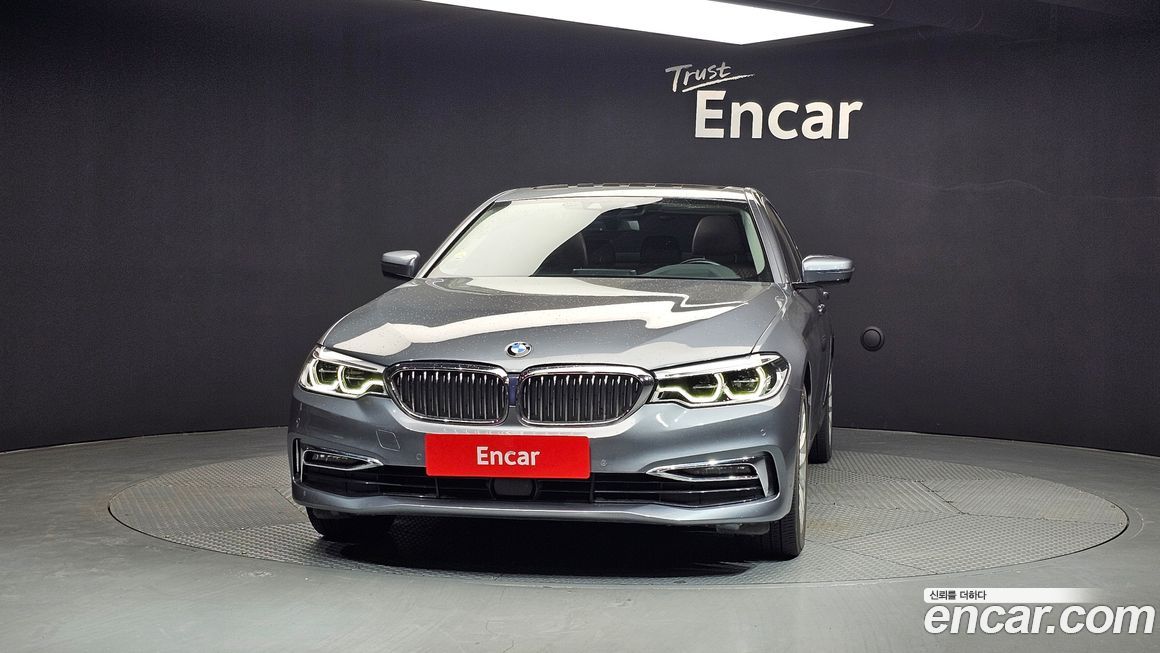 BMW 5-Series 2019