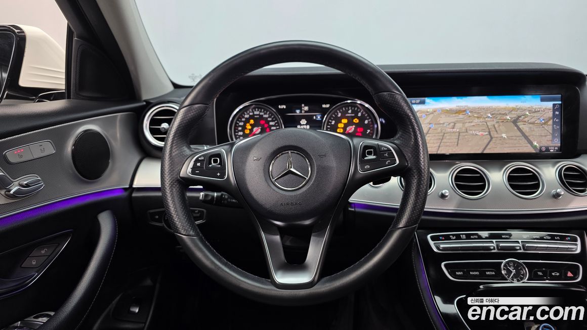 Mercedes-Benz E-Class 2018