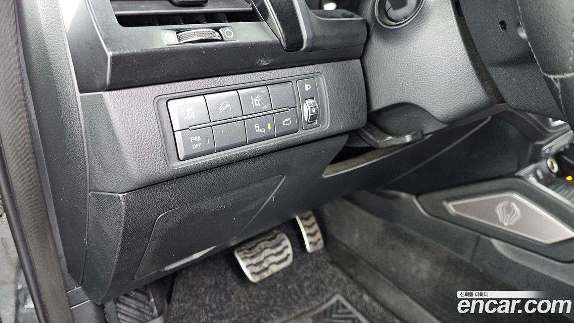 KG_Mobility_Ssangyong Rexton 2020