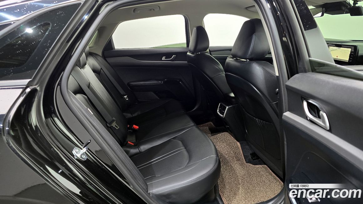 Kia K5 2023