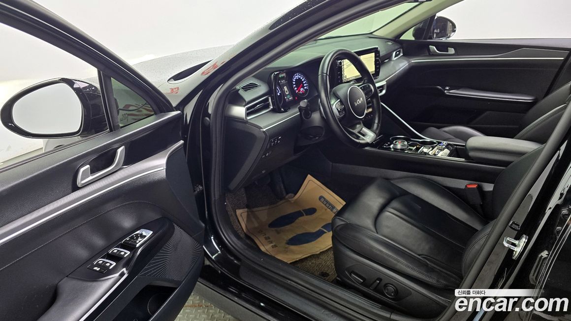 Kia K5 2023