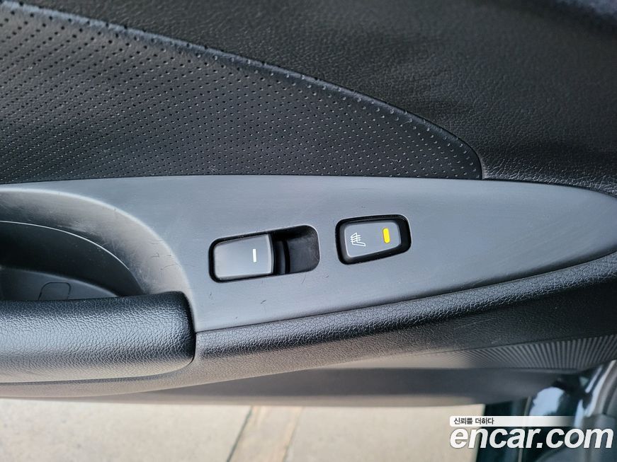 Hyundai Sonata 2010