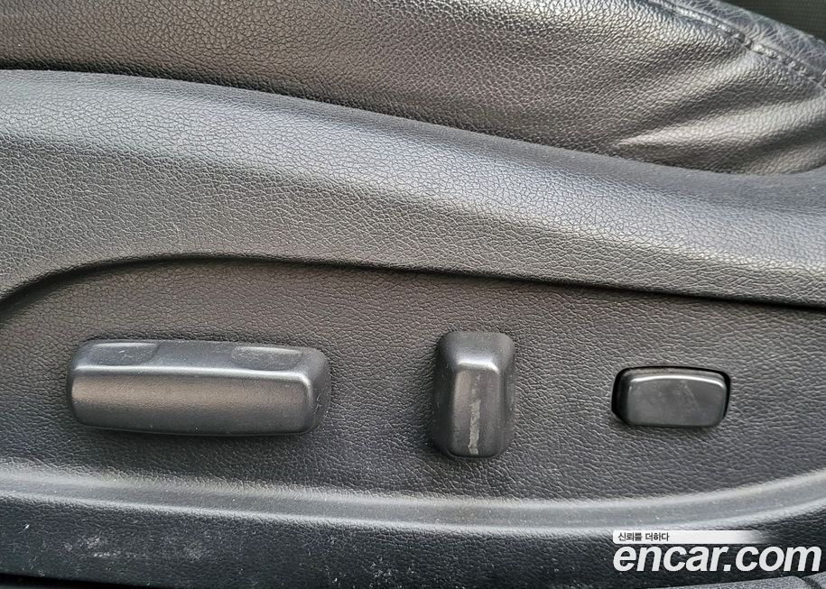 Hyundai Sonata 2010