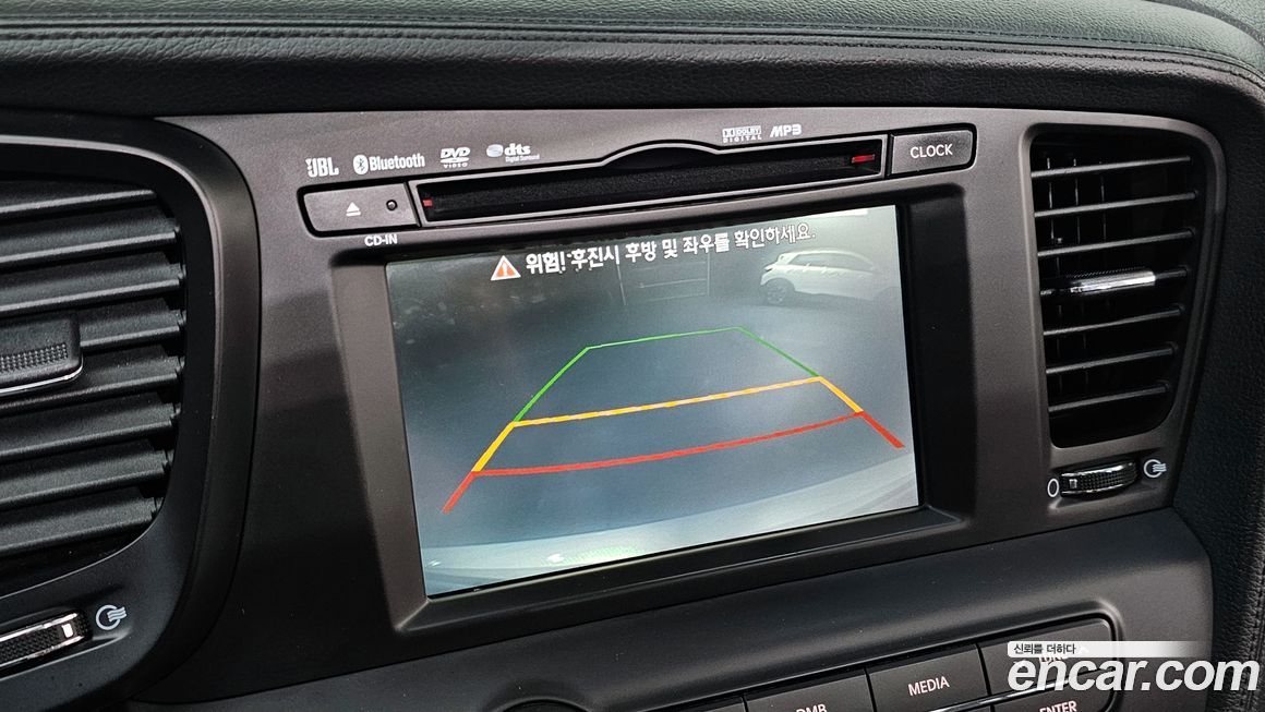 Kia K5 2011