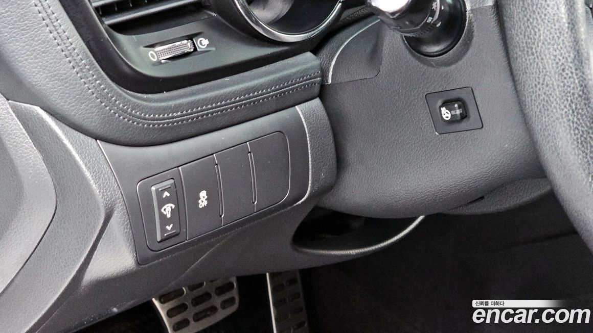 Kia K5 2011