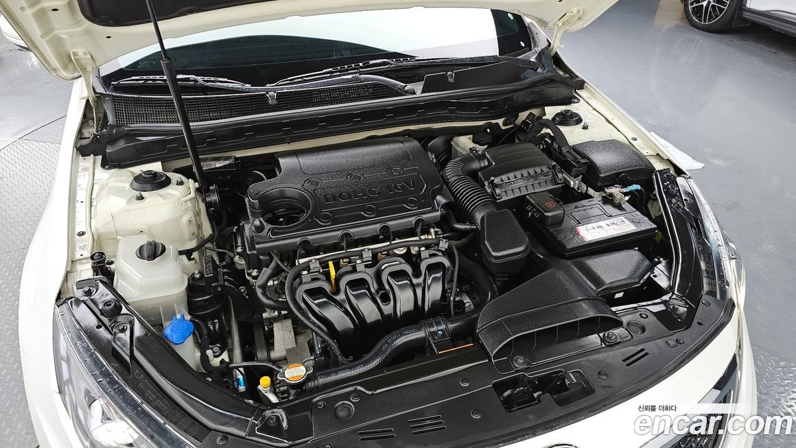 Kia K5 2011