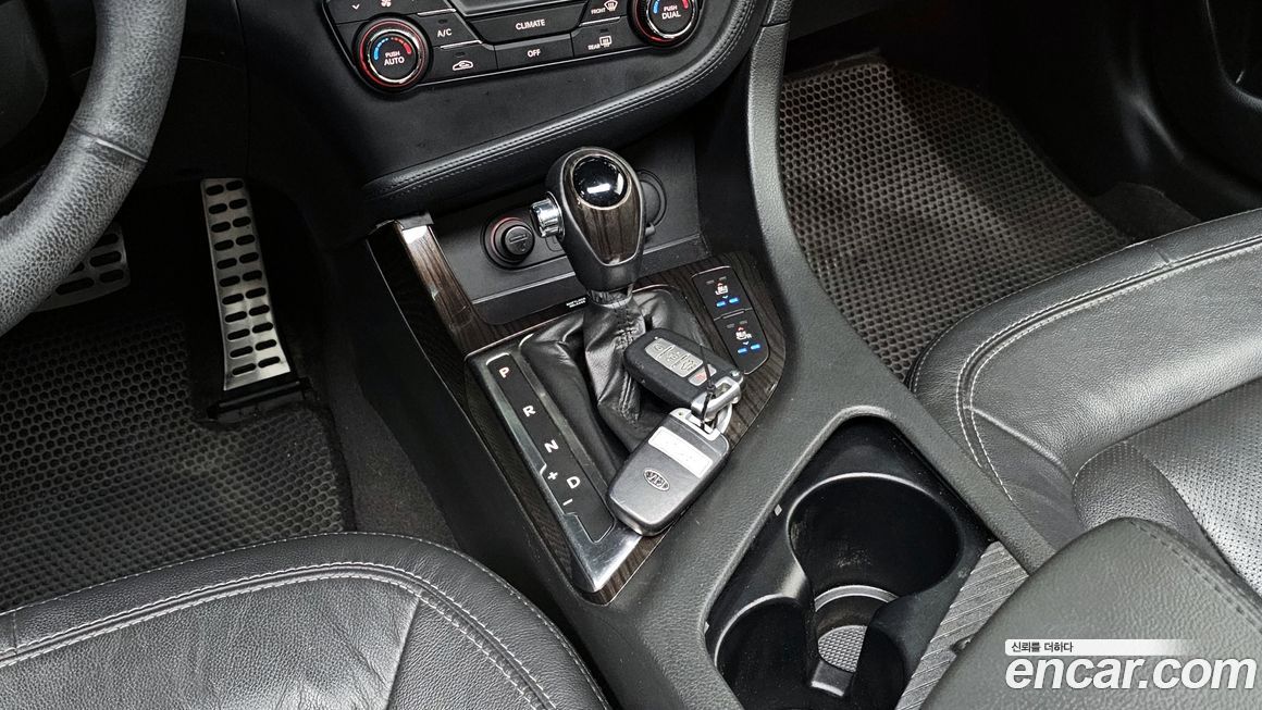 Kia K5 2011