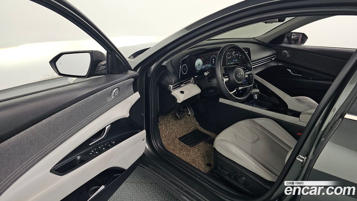 Hyundai AVANTE 2023