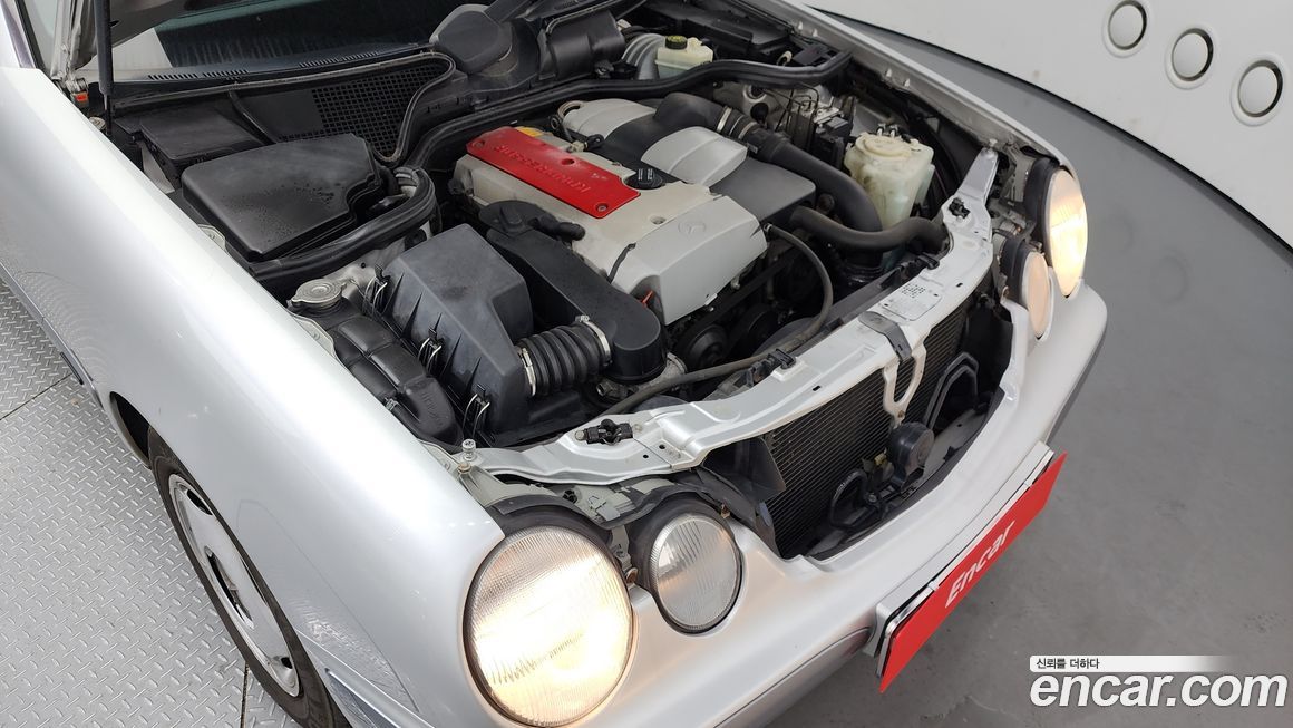 Mercedes-Benz E-Class 2001