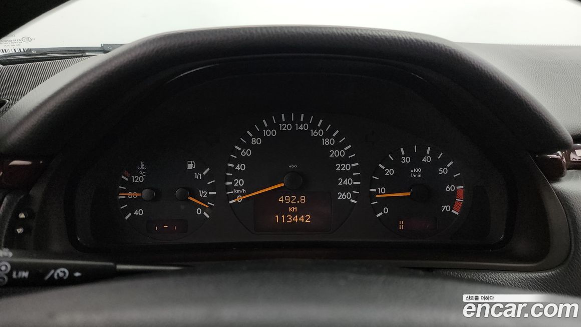Mercedes-Benz E-Class 2001