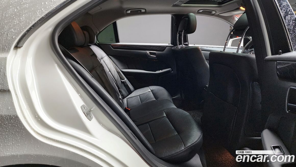 Mercedes-Benz E-Class 2013