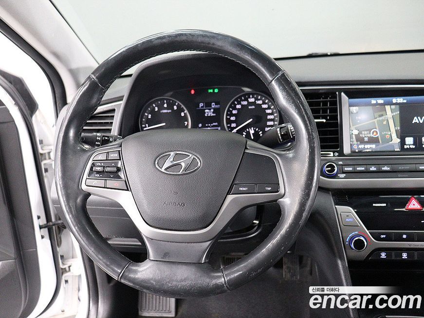 Hyundai AVANTE 2018