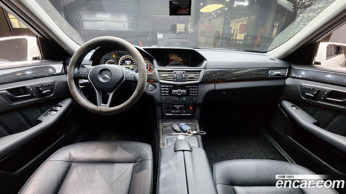 Mercedes-Benz E-Class 2013