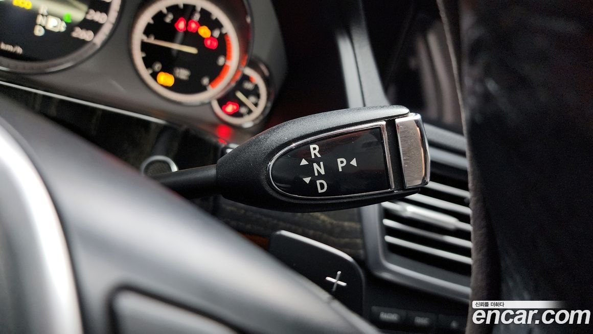 Mercedes-Benz E-Class 2013