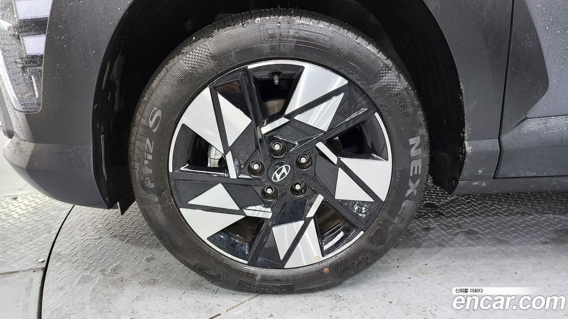 Hyundai Kona 2025