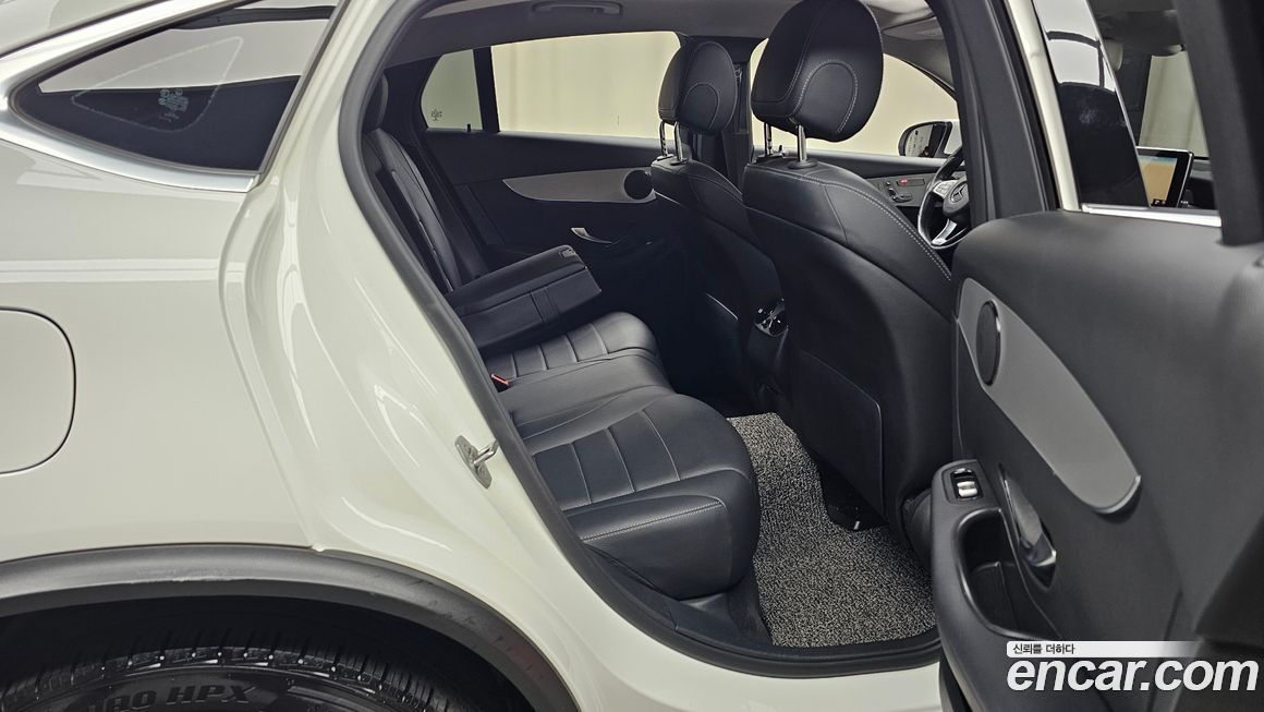 Mercedes-Benz GLC-Class 2018