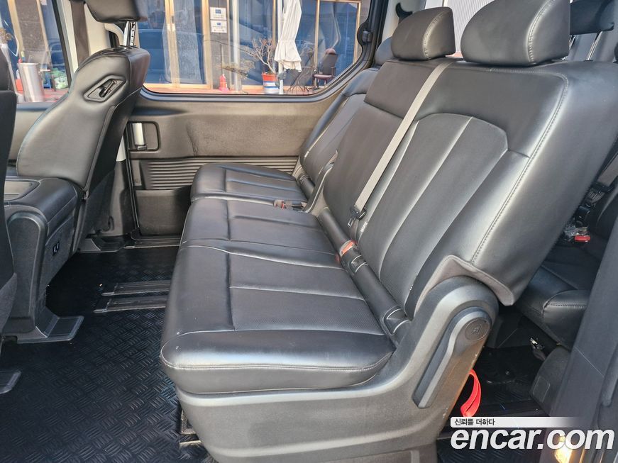 Hyundai Staria 2023